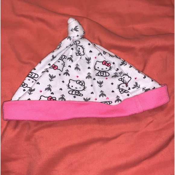Sanrio Hello Kitty Infant Hat 3-6M - Picture 1 of 5
